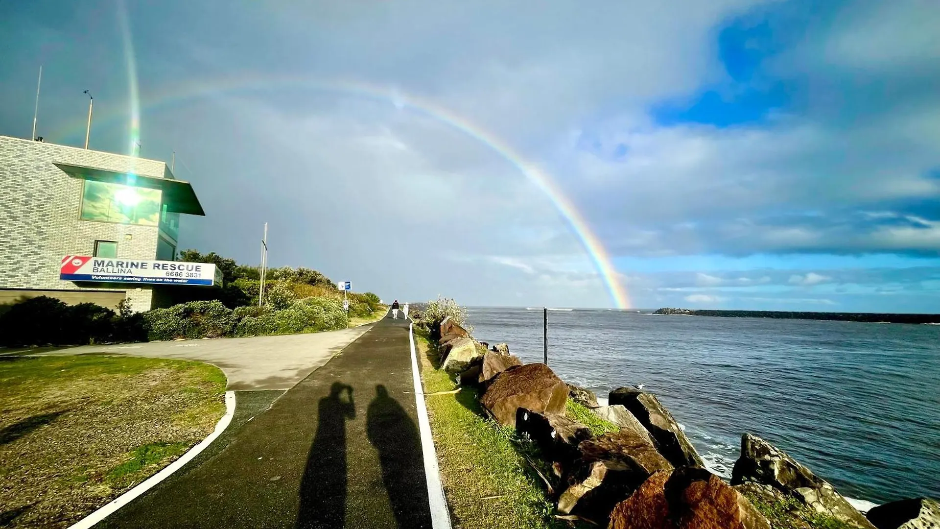 'Seaview' - Prime Location By Shaws Bay With Stunning Views, Pet Friendly Apartment East Ballina